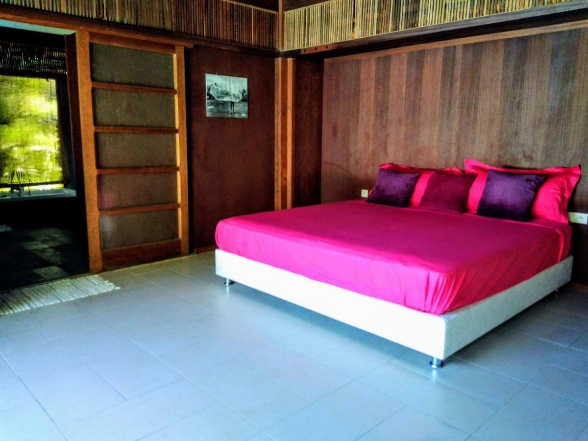 Pool Mountain Moorea Bagian luar foto
